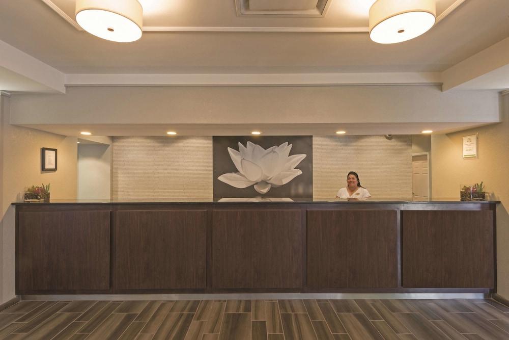 La Quinta By Wyndham San Antonio Airport Hotel Luaran gambar