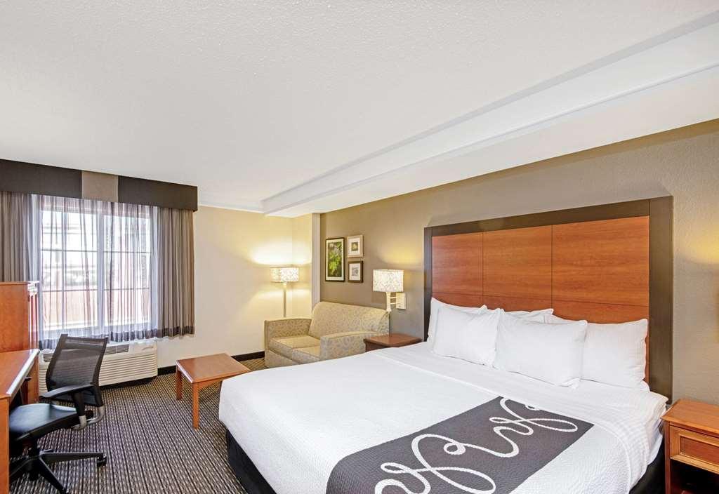 La Quinta By Wyndham San Antonio Airport Hotel Bilik gambar