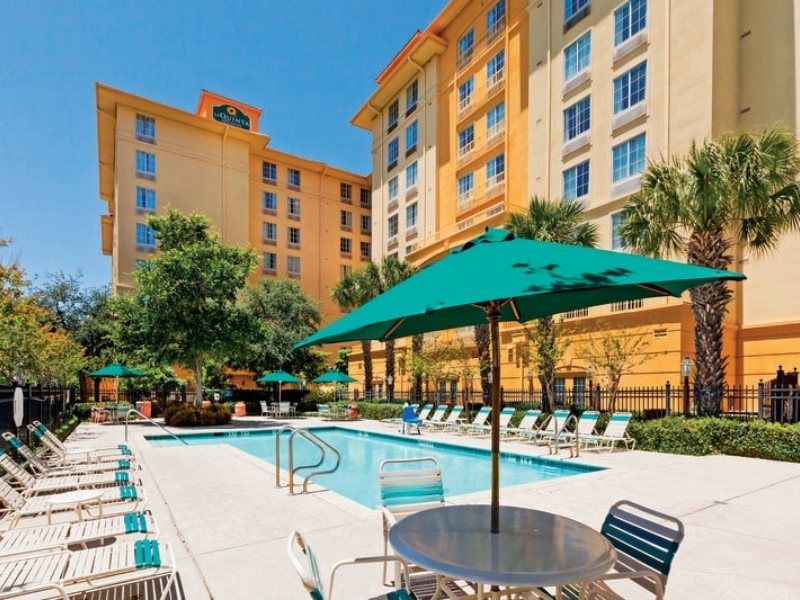 La Quinta By Wyndham San Antonio Airport Hotel Luaran gambar